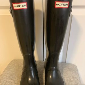 Hunter Original Tall Gloss Boot // Black 🖤